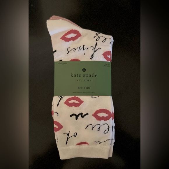 NWT Kate Spade Valentines Day 3 pack socks - Picture 2 of 4